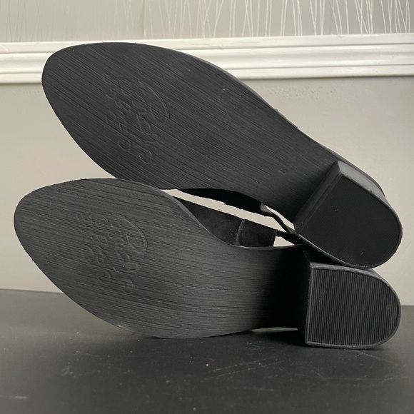 Naughty Monkey Women's Arizona Suede Distressed
Mule Slingback Pump Black Size 8 - Picture 12 of 12